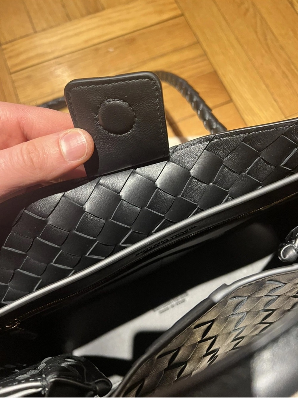 Bottega Veneta Andiamo Medium Black leather bag - Picture 11 of 13